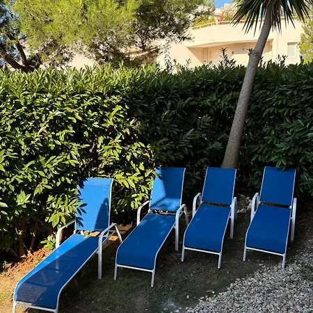 Beachside With Pool & Garden In Juan Les Pins *