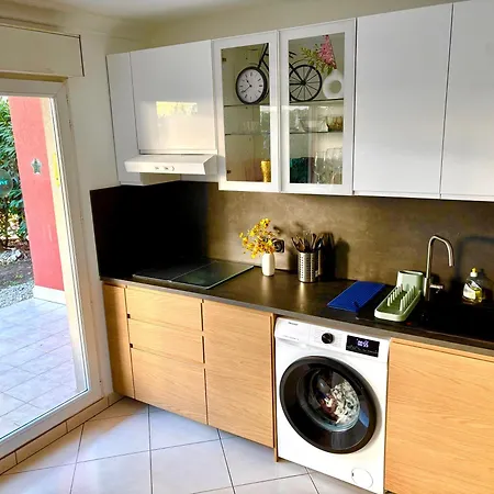 Apartmán Beachside With Pool & Garden In Juan Les Pins *